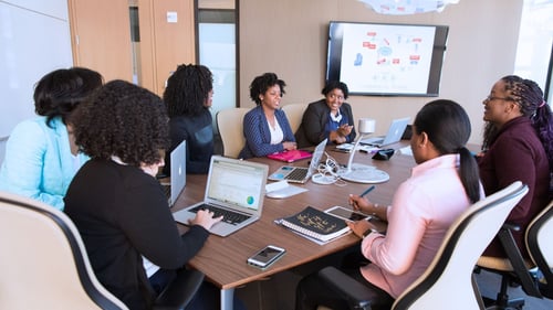 discussing-feedback-in-a-business-review-image